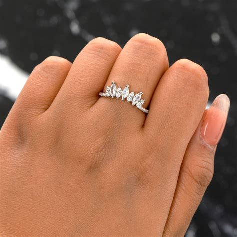 unique women's rings